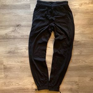 Lululemon joggers